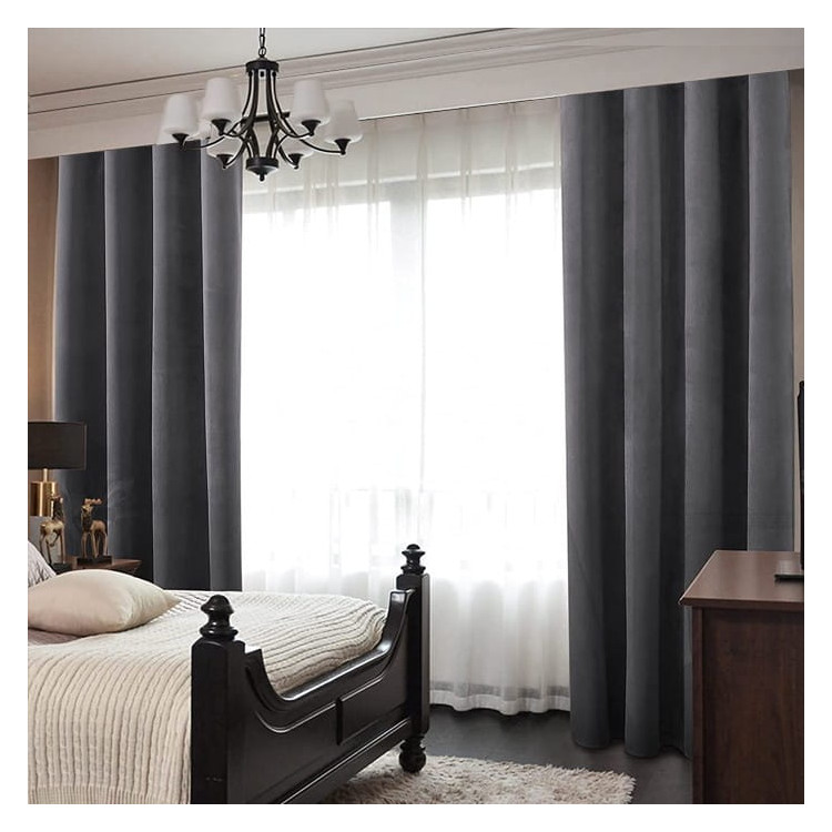 Zasłony grube Velvet na taśmie 140x250 cm srebrzysty blask