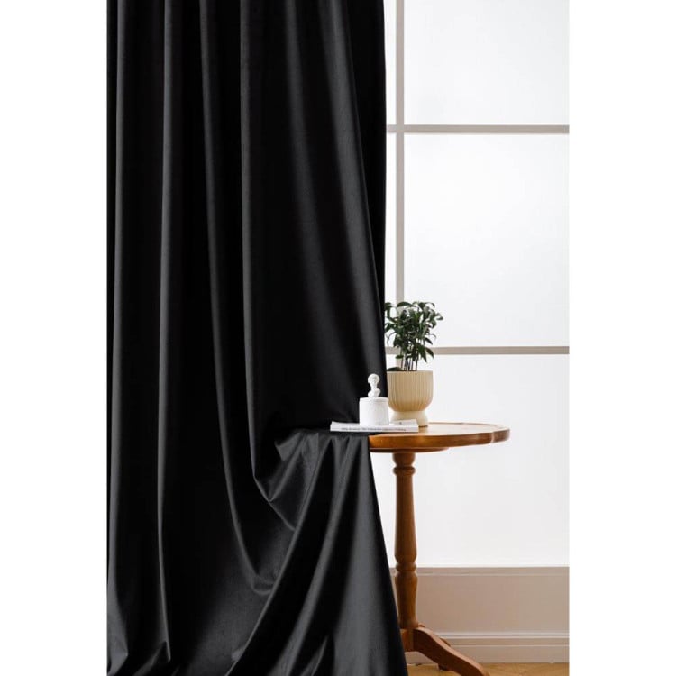 Zasłony zaciemniające na taśmie Cotton World Velvet na taśmie 140x250 cm czarne