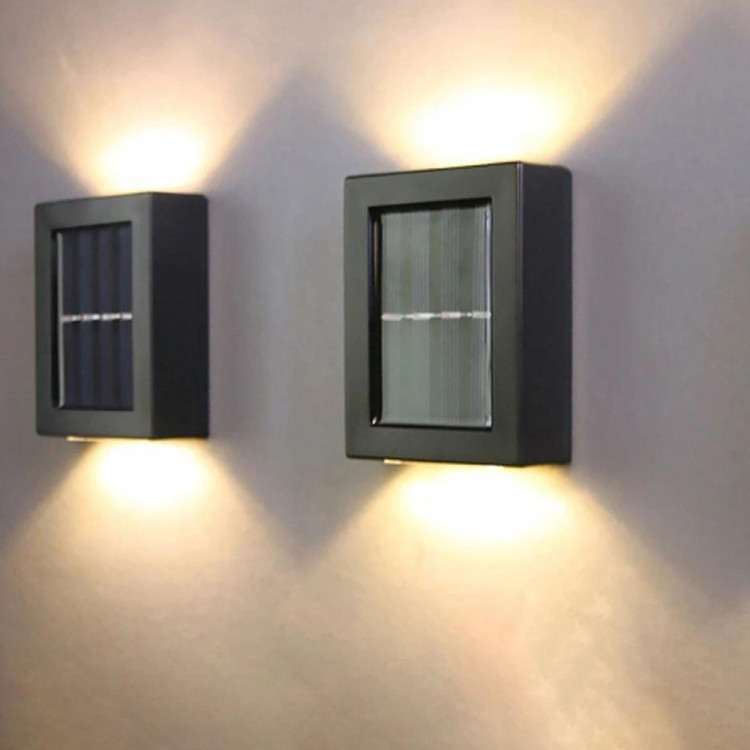 Lampa solarna kinkiet 4 LED oświetlenie zewnętrzne lampa elewacyjna
