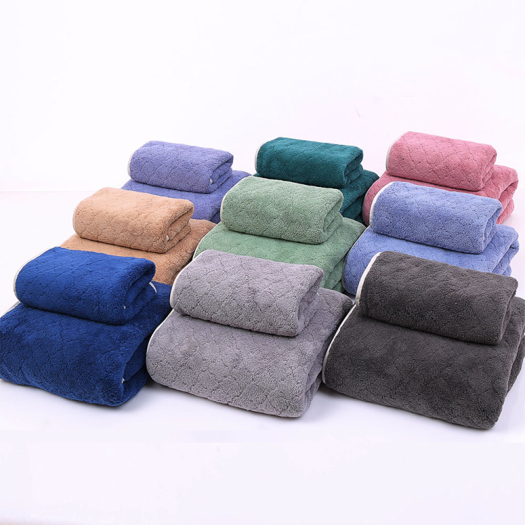 Ręczniki kąpielowe 70x140 i 35x75 cm Cotton World zestaw 2 ręczników granatowe