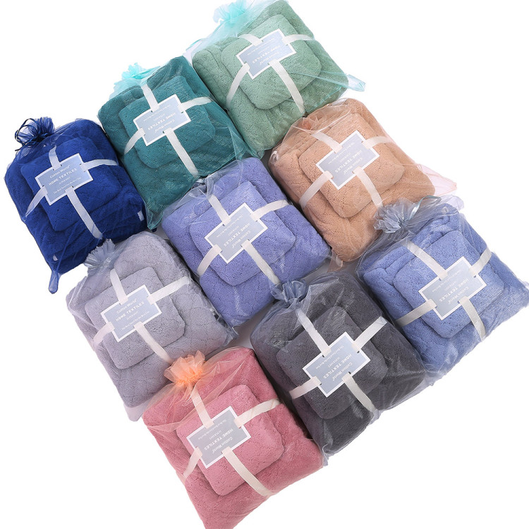 Ręczniki kąpielowe 70x140 i 35x75 cm Cotton World zestaw 2 ręczników fiolet