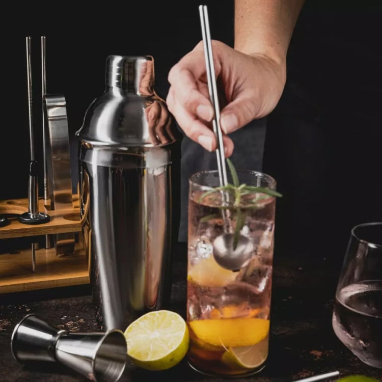 Zestaw barmański do drinków srebrny 15 elementów z stojakiem bambusowym przybory barowe Klausberg KB 7653