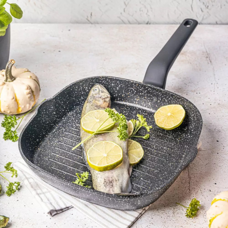 Patelnia grillowa kwadratowa 28 cm z powłoką marmurkową Klausberg KB 7662