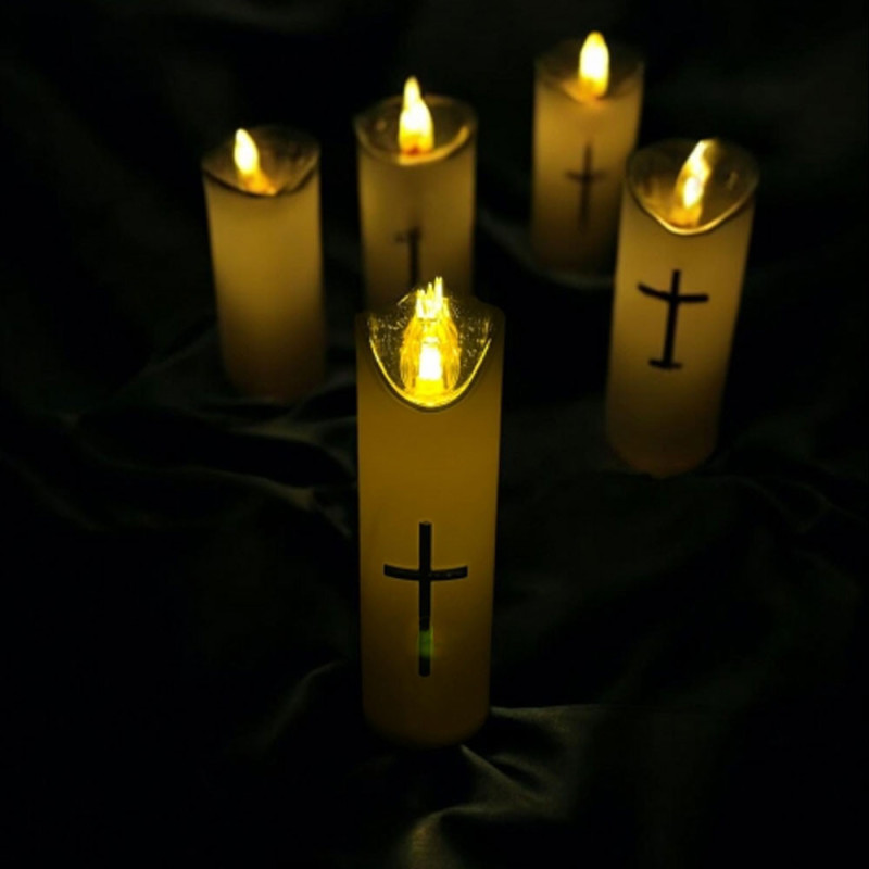 Wkład do znicza 15 cm świeczka biała LED z krzyżem żółte światło Cortina Rico baterie AA