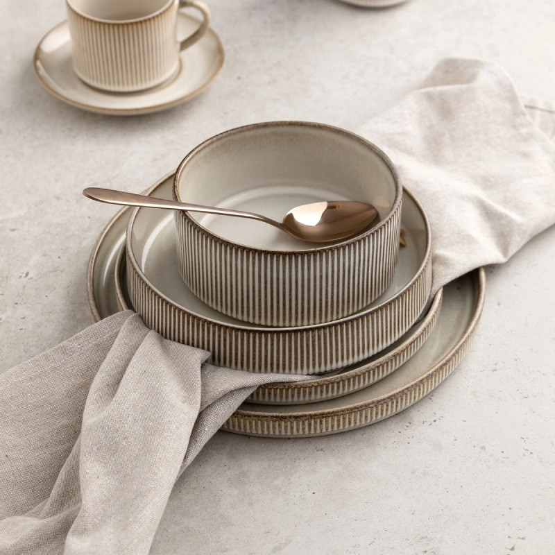 Talerz deserowy porcelanowy Florina Evia kremowy prążkowany retro