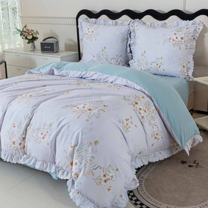 Pościel z falbanką 140x200 mikrofibra Cotton World 2 części niebieska w kwiaty 2905