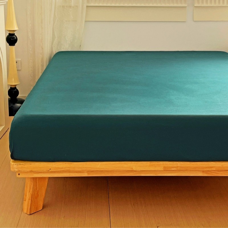 Prześcieradło 160x200 z gumką z mikrofibry GierekHoff grube butelkowa zieleń