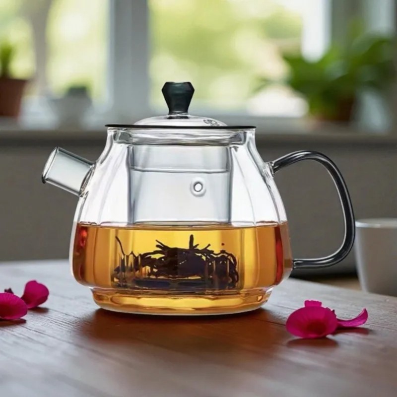 Dzbanek z zaparzaczem do herbaty i naparów ziołowych z pokrywką 900 ml Tragar